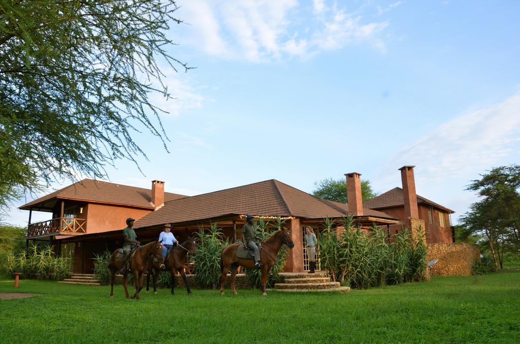 Kili Villa Kilimanjaro Luxury Retreat Аруша Экстерьер фото